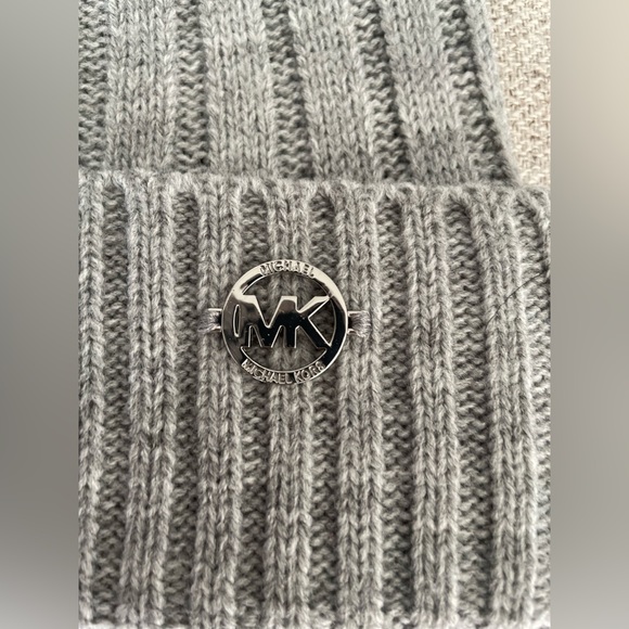 MICHAEL Michael Kors Winter Hat - Picture 2 of 4